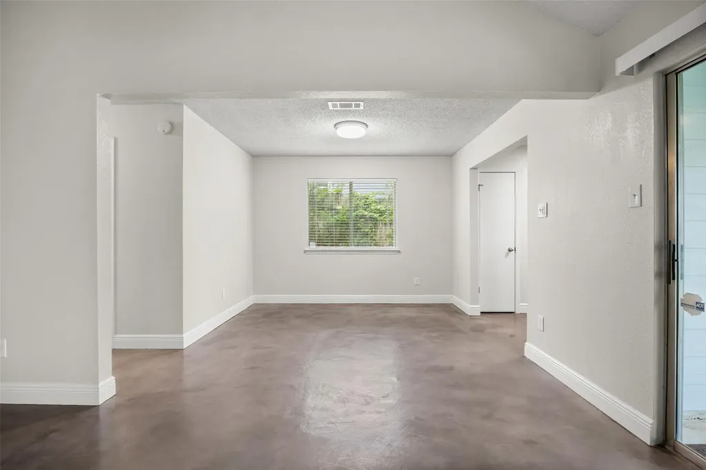7502 Chelmsford Drive Austin TX 78736