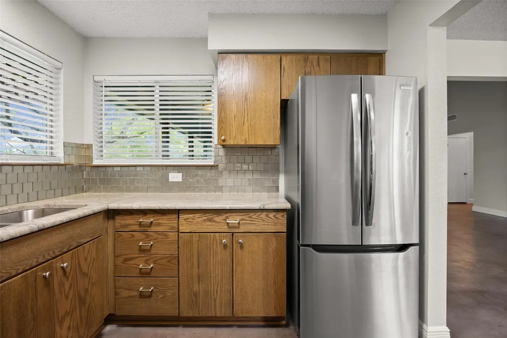 7502 Chelmsford Drive Austin TX 78736