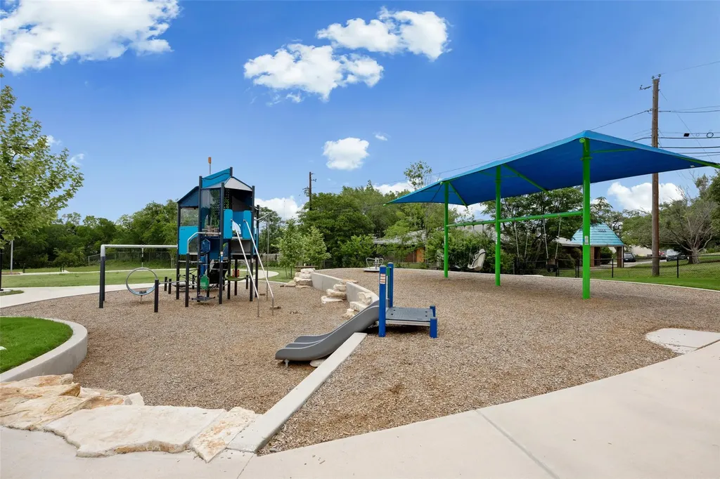 7502 Chelmsford Drive Austin TX 78736