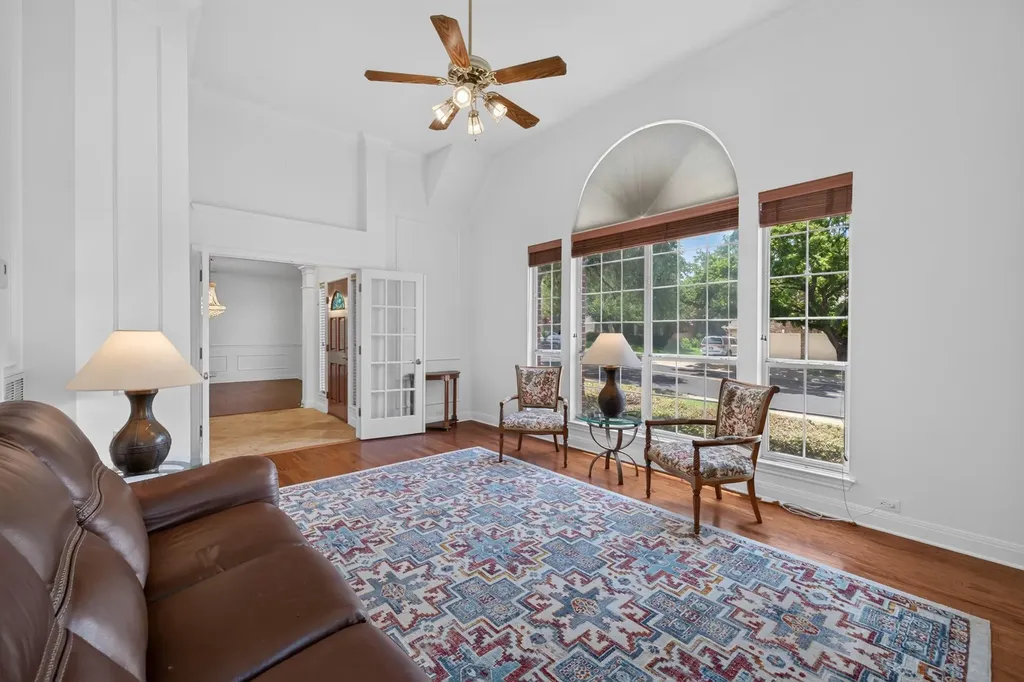 7804 Blue Lilly Drive Austin TX 78759