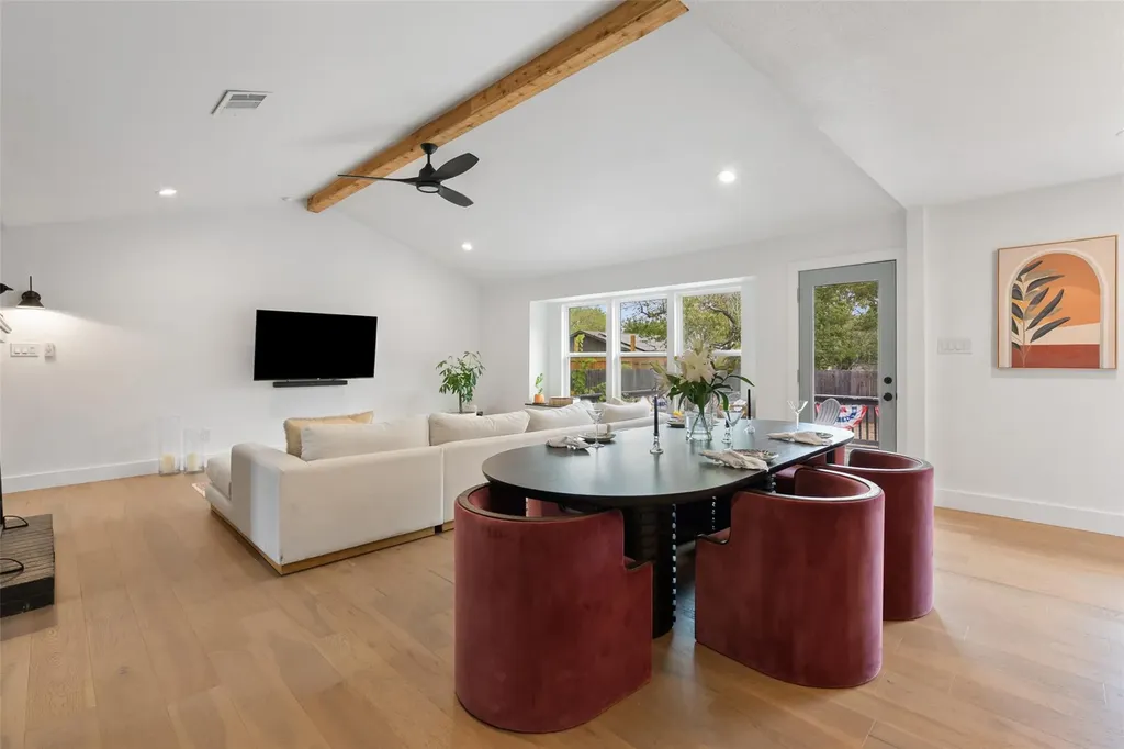 3808 Leafield Drive Austin TX 78749