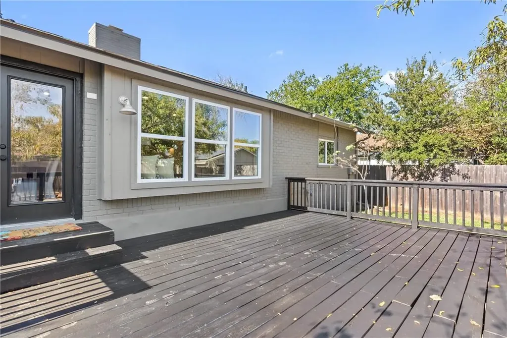 3808 Leafield Drive Austin TX 78749
