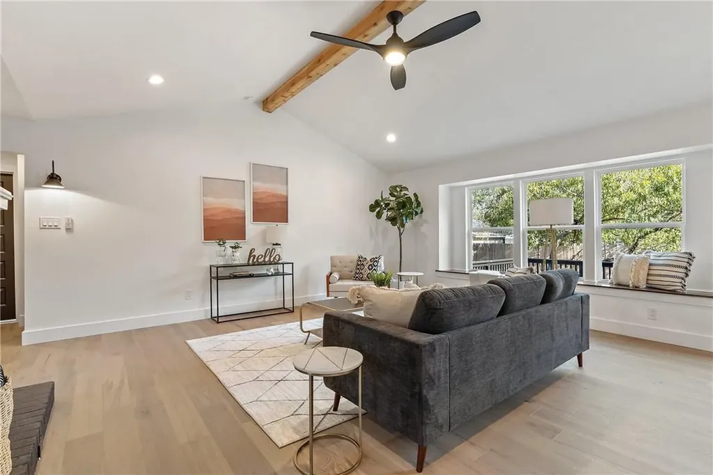 3808 Leafield Drive Austin TX 78749
