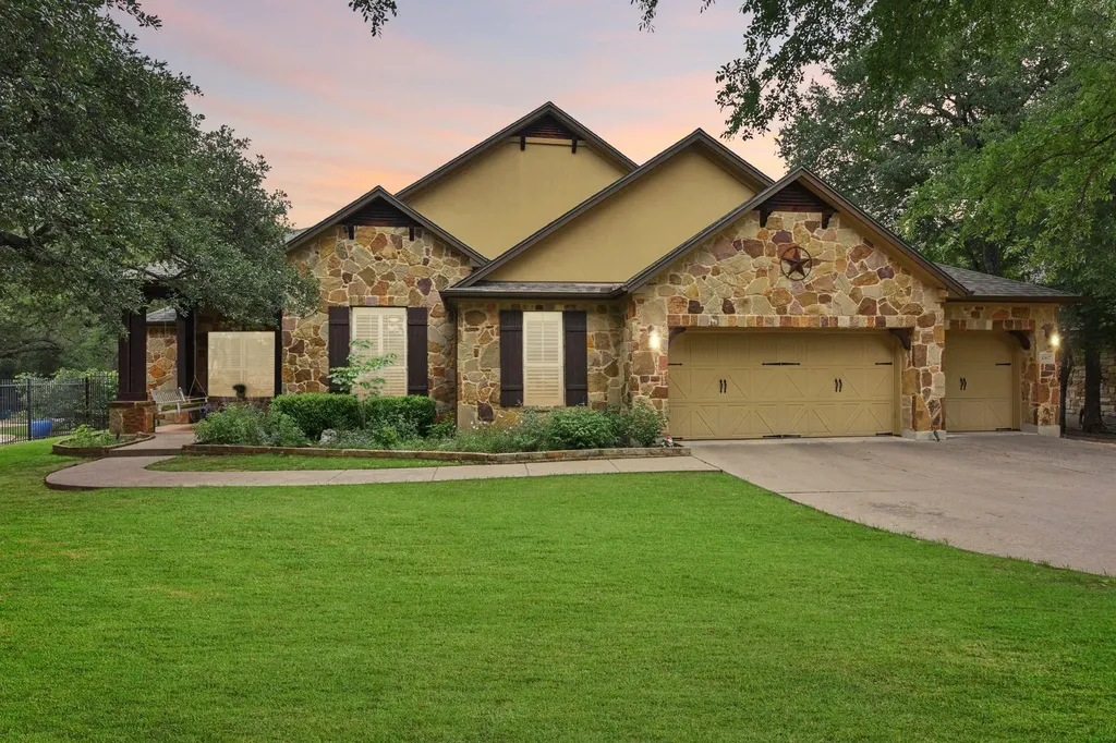 10617 Camillia Blossom Lane Austin TX 78748