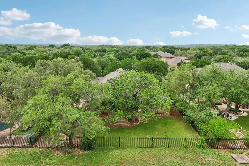 10617 Camillia Blossom Lane Austin TX 78748
