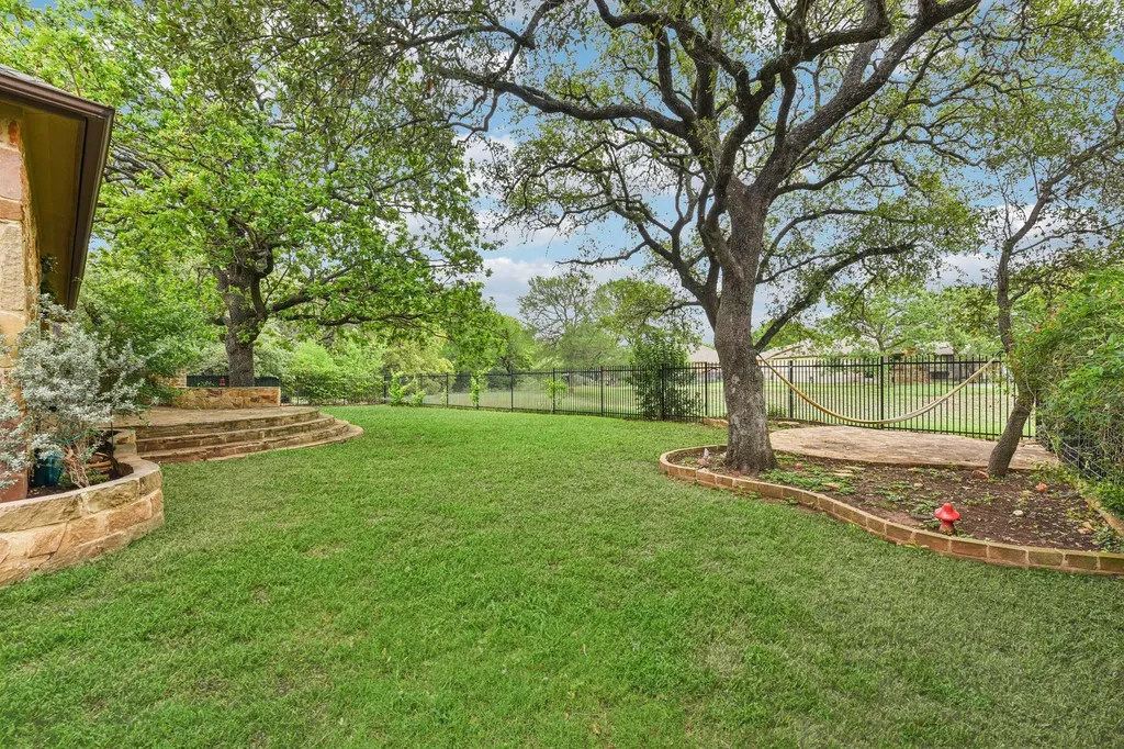 10617 Camillia Blossom Lane Austin TX 78748