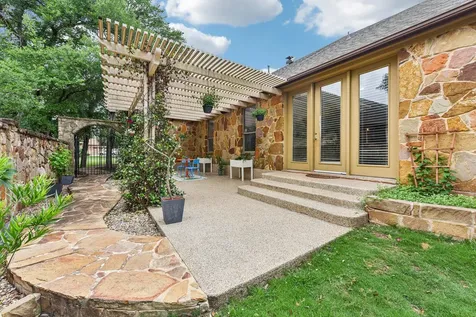 10617 Camillia Blossom Lane Austin TX 78748