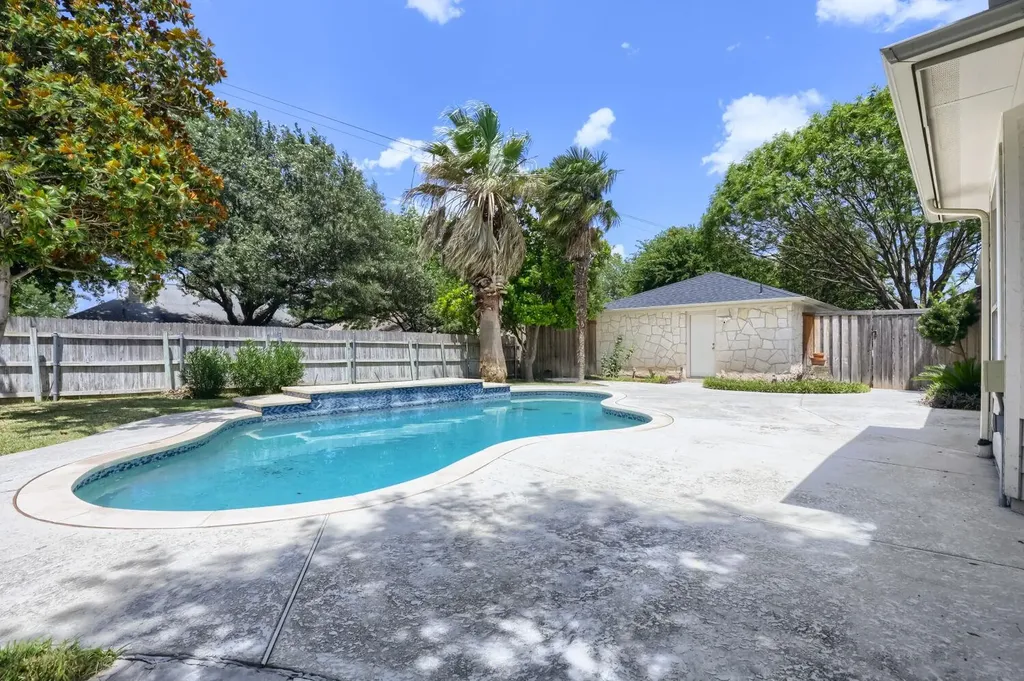 1004 Olympic Drive Pflugerville TX 78660