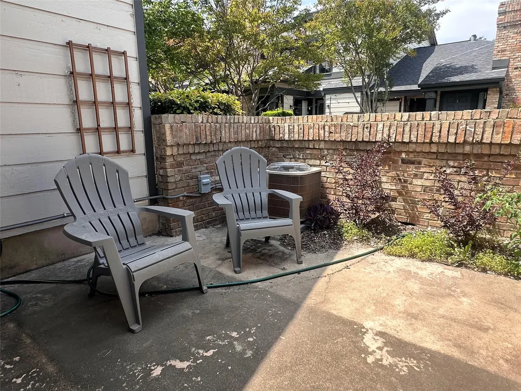 1748 Ohlen Road Austin TX 78757