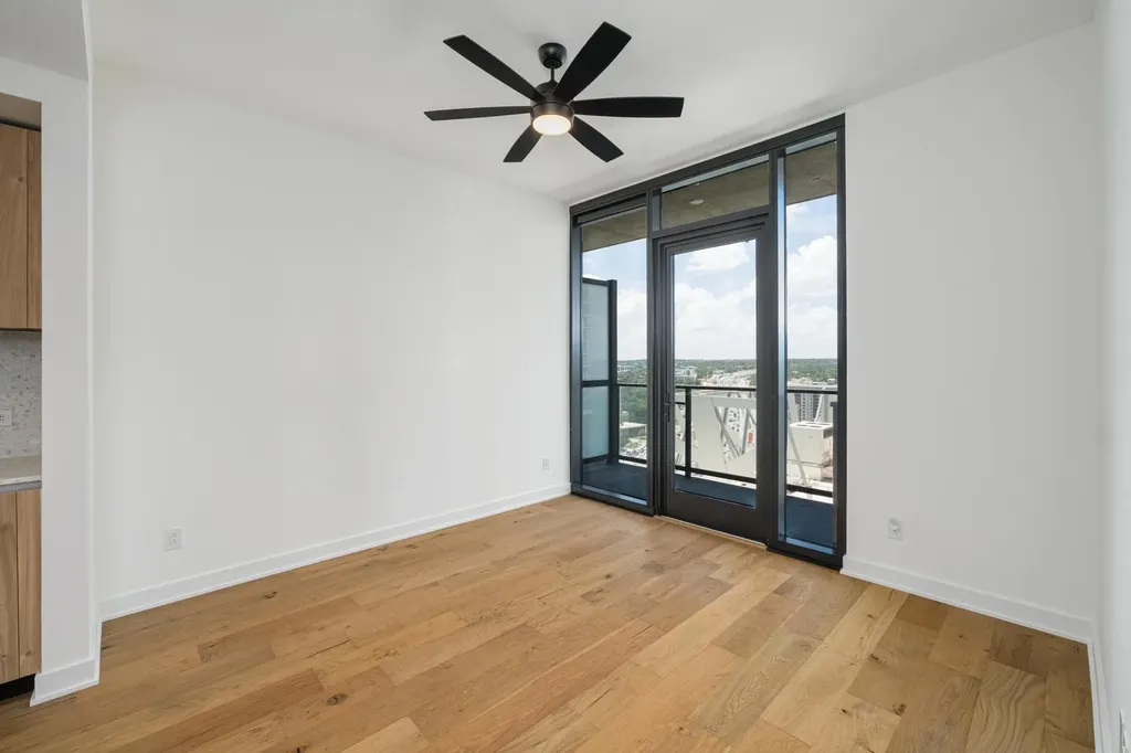 84 East Avenue Austin TX 78701