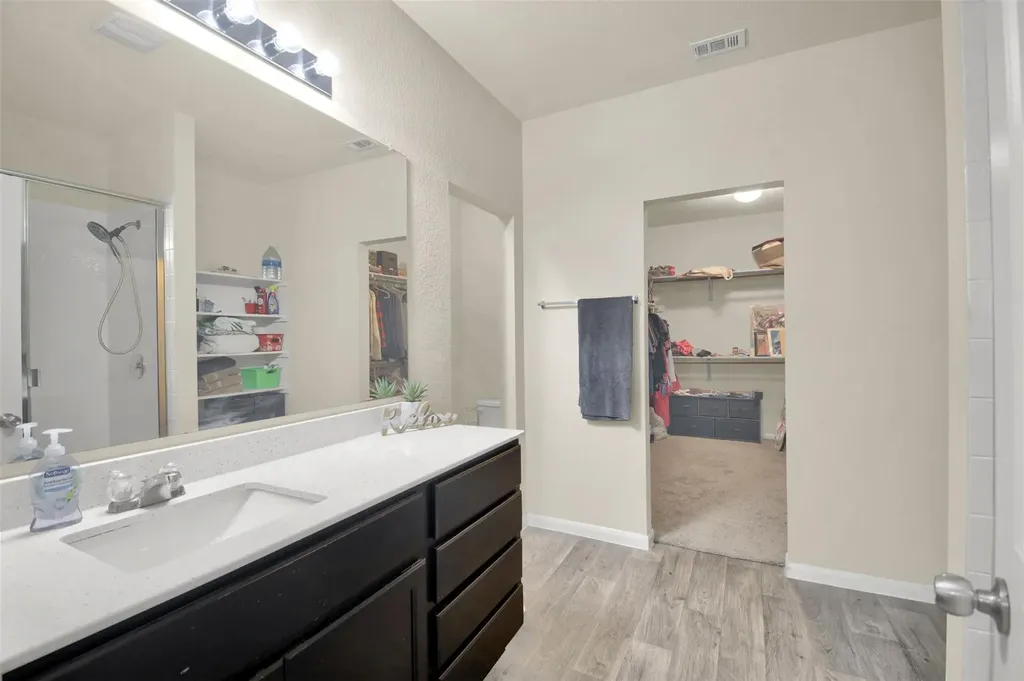 141 Hess Drive Kyle TX 78640