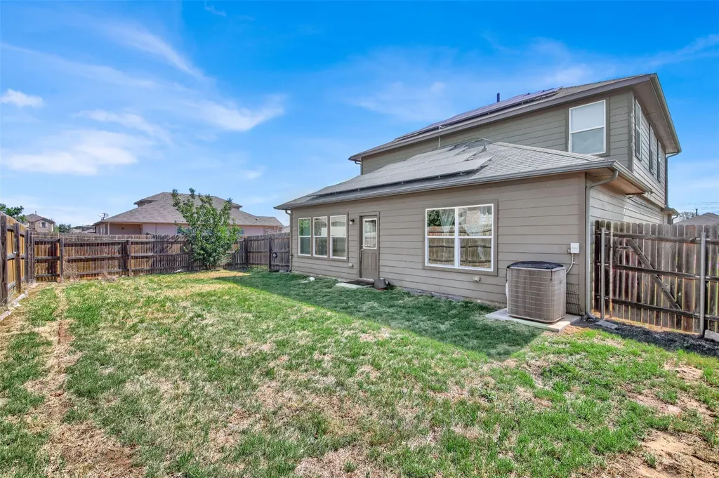 141 Hess Drive Kyle TX 78640