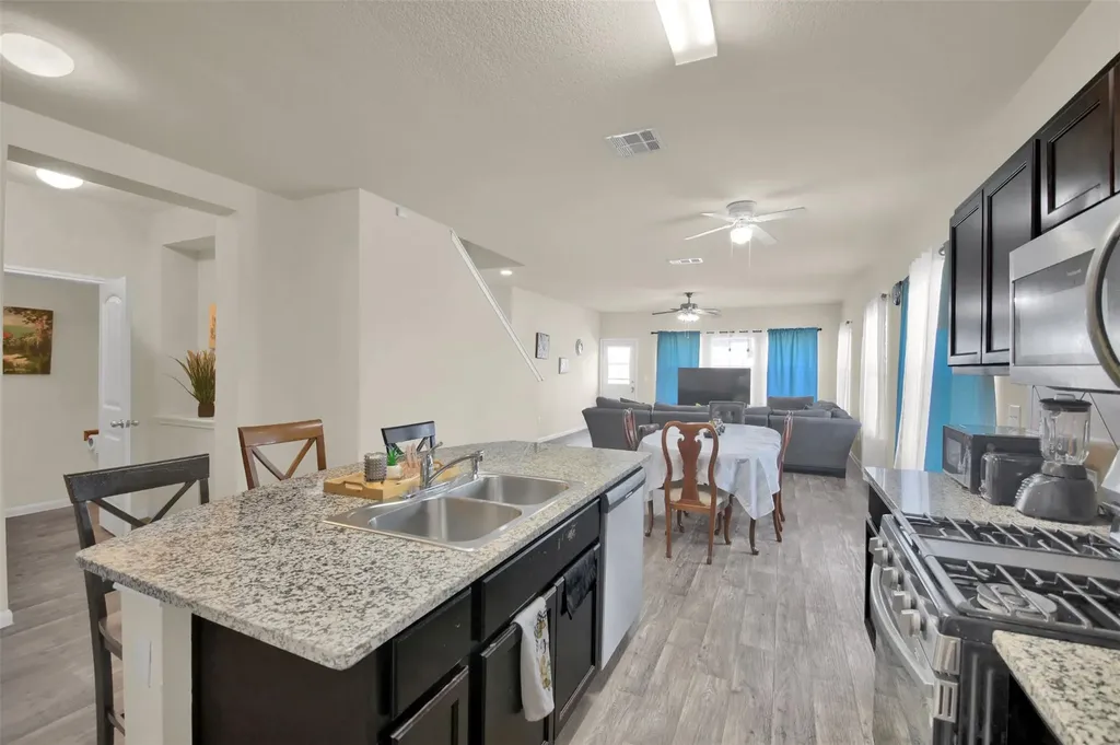 141 Hess Drive Kyle TX 78640