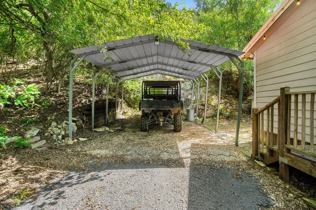 770 N River Road Lampasas TX 76550