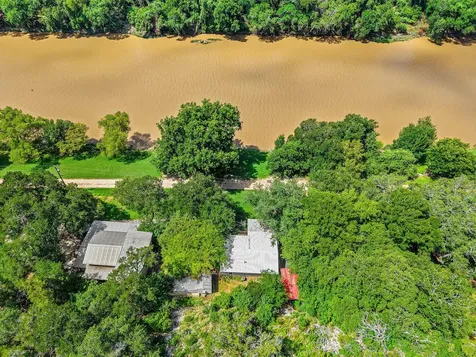 770 N River Road Lampasas TX 76550