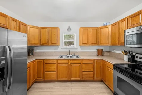 770 N River Road Lampasas TX 76550