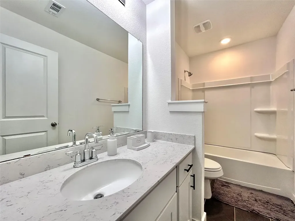 1357 Kneehigh Lane Georgetown TX 78633