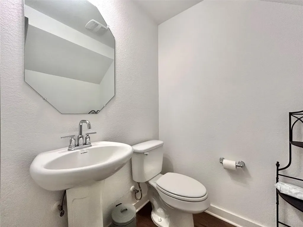 1357 Kneehigh Lane Georgetown TX 78633