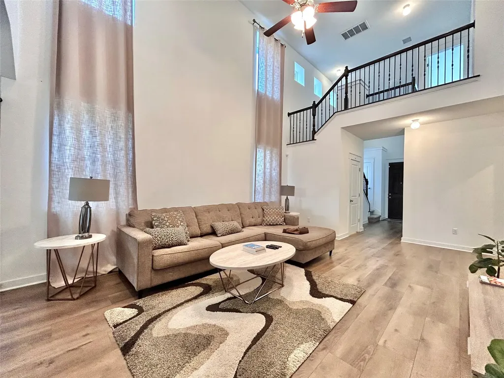 1357 Kneehigh Lane Georgetown TX 78633
