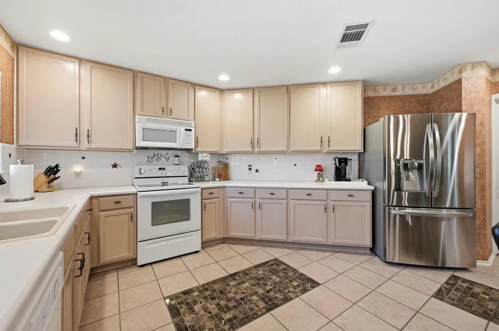 903 E Olympic Drive Pflugerville TX 78660