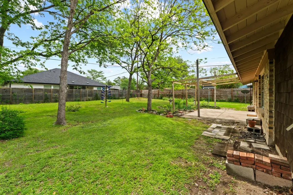 8301 Polar Drive Austin TX 78757