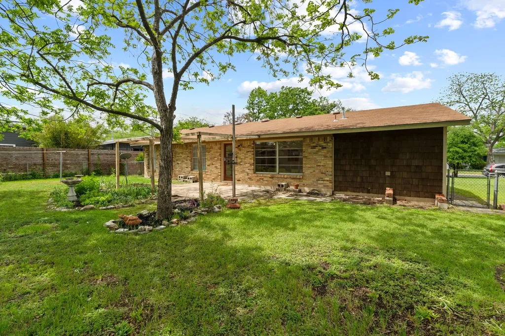 8301 Polar Drive Austin TX 78757