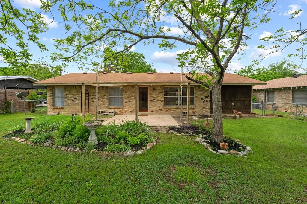 8301 Polar Drive Austin TX 78757