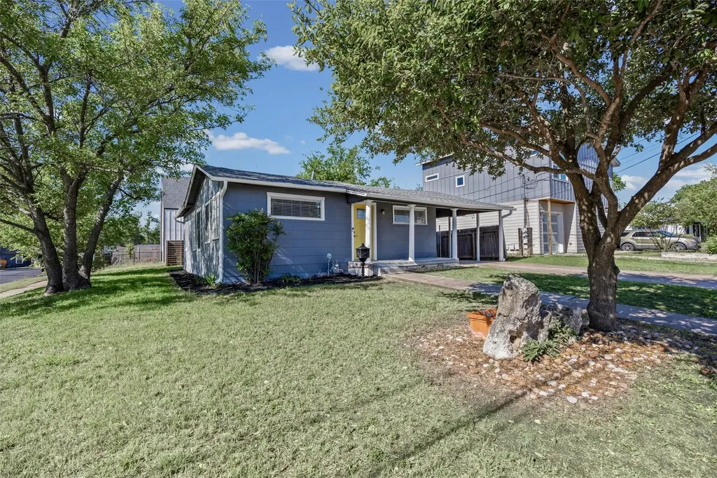 4709 Leslie Avenue Austin TX 78721
