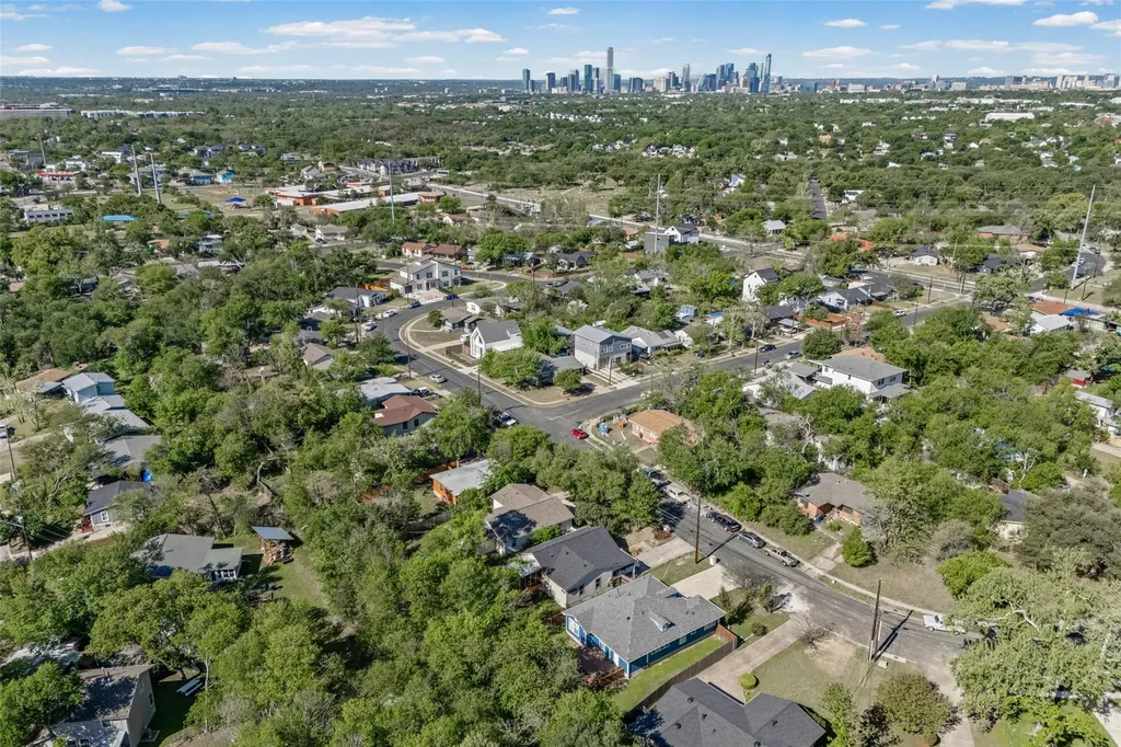 4709 Leslie Avenue Austin TX 78721