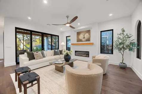 4304 Shoalwood Avenue Austin TX 78756