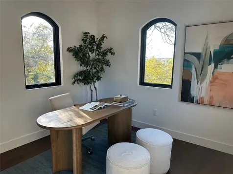 4304 Shoalwood Avenue Austin TX 78756