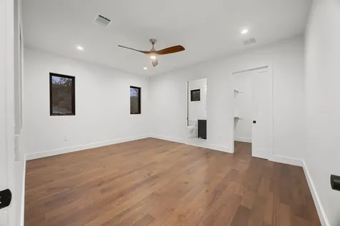 4304 Shoalwood Avenue Austin TX 78756