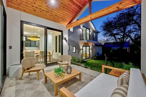 4304 Shoalwood Avenue Austin TX 78756