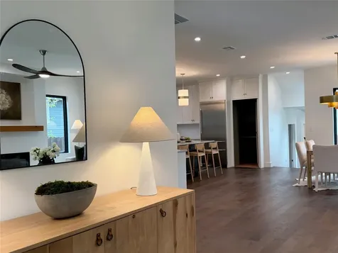 4304 Shoalwood Avenue Austin TX 78756