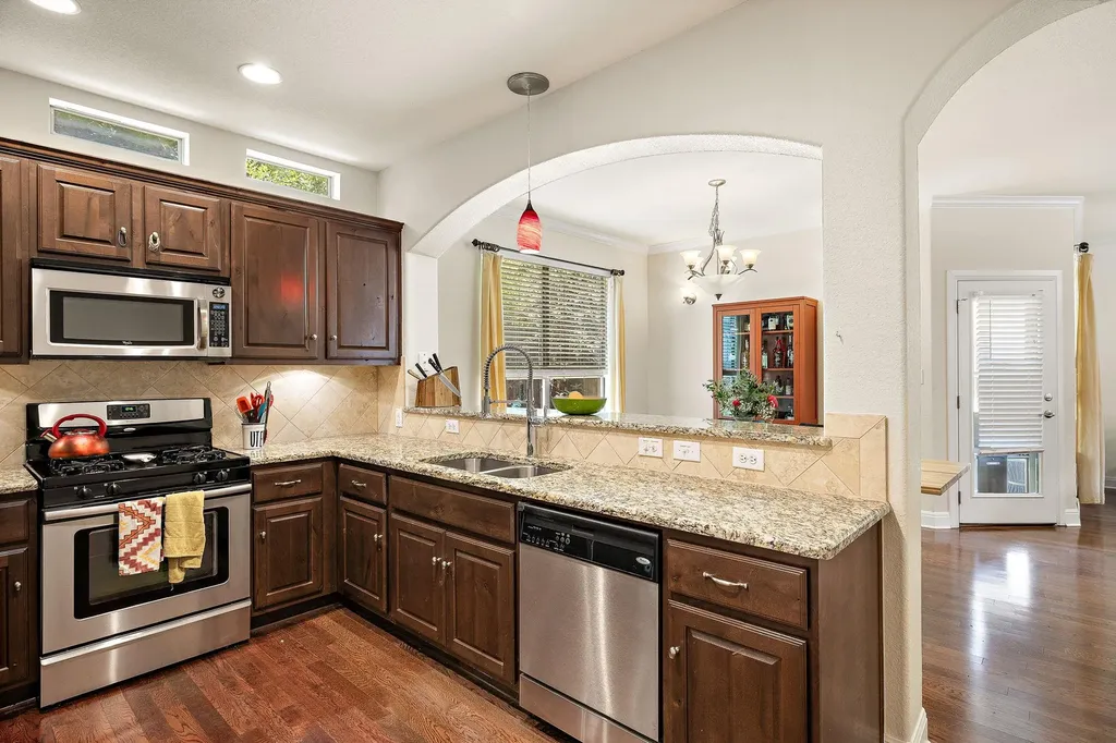6708 Menchaca Road Austin TX 78745