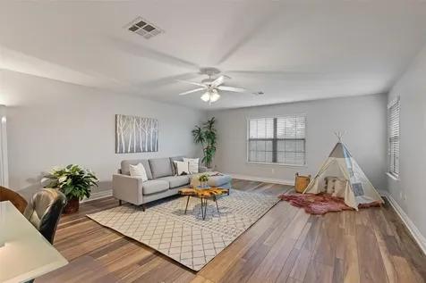 219 Wildwood Drive Georgetown TX 78633