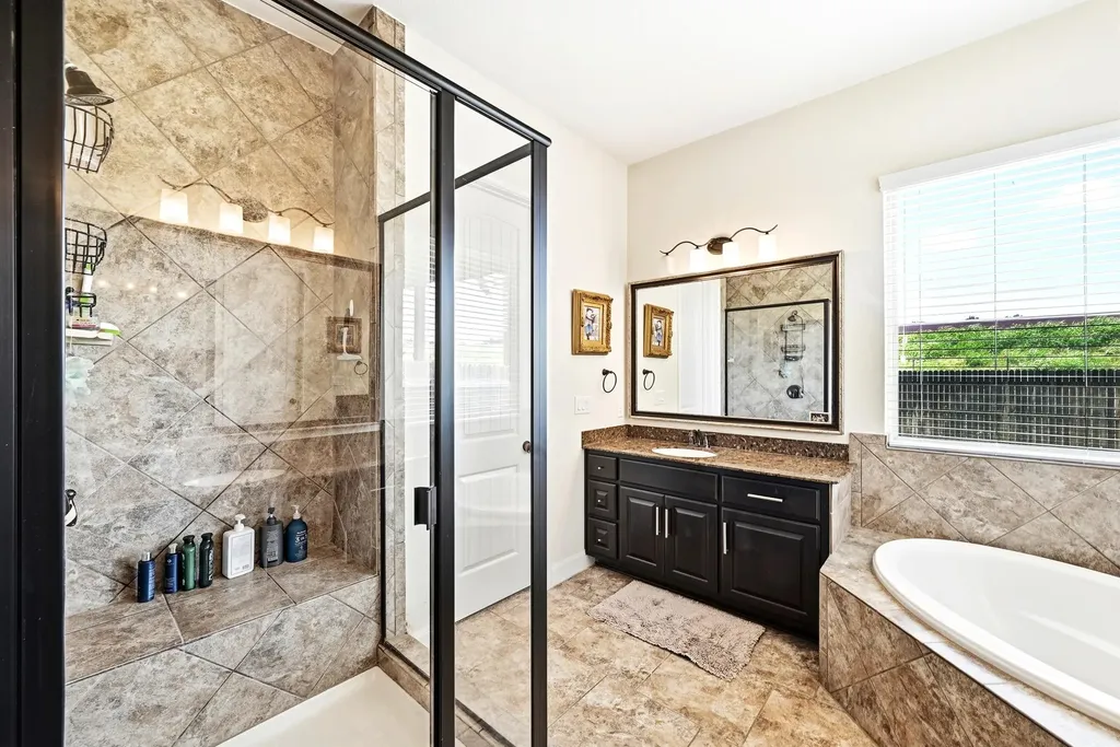 2237 Cactus Valley Drive Leander TX 78641