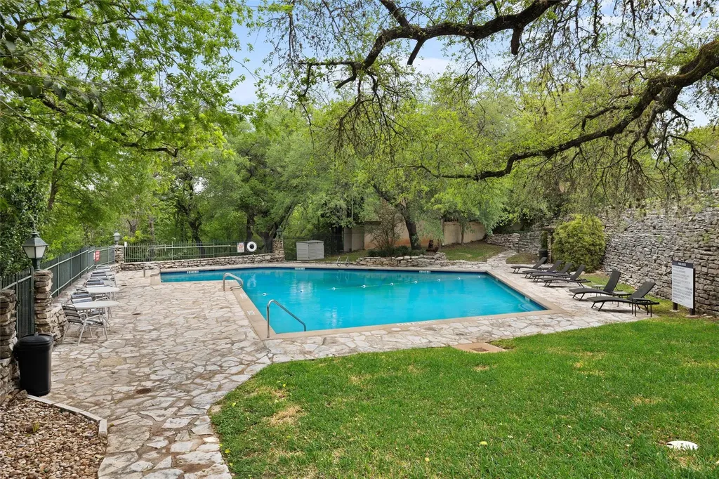 3613 Las Colinas Drive Austin TX 78731