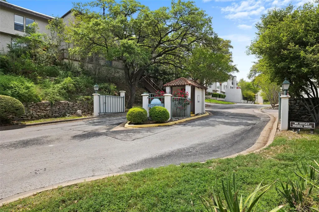 3613 Las Colinas Drive Austin TX 78731
