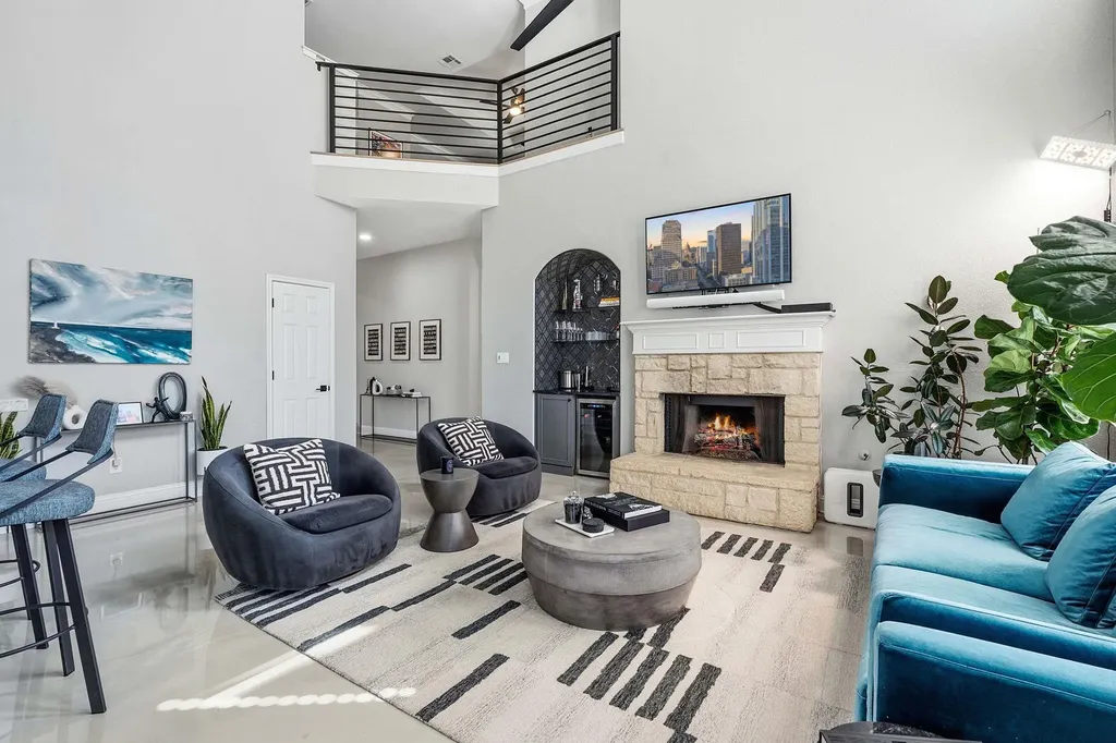5000 Mission Oaks Boulevard Austin TX 78735