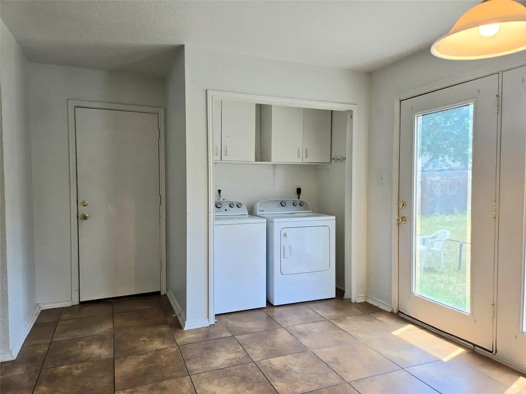 161 Beech Drive Kyle TX 78640