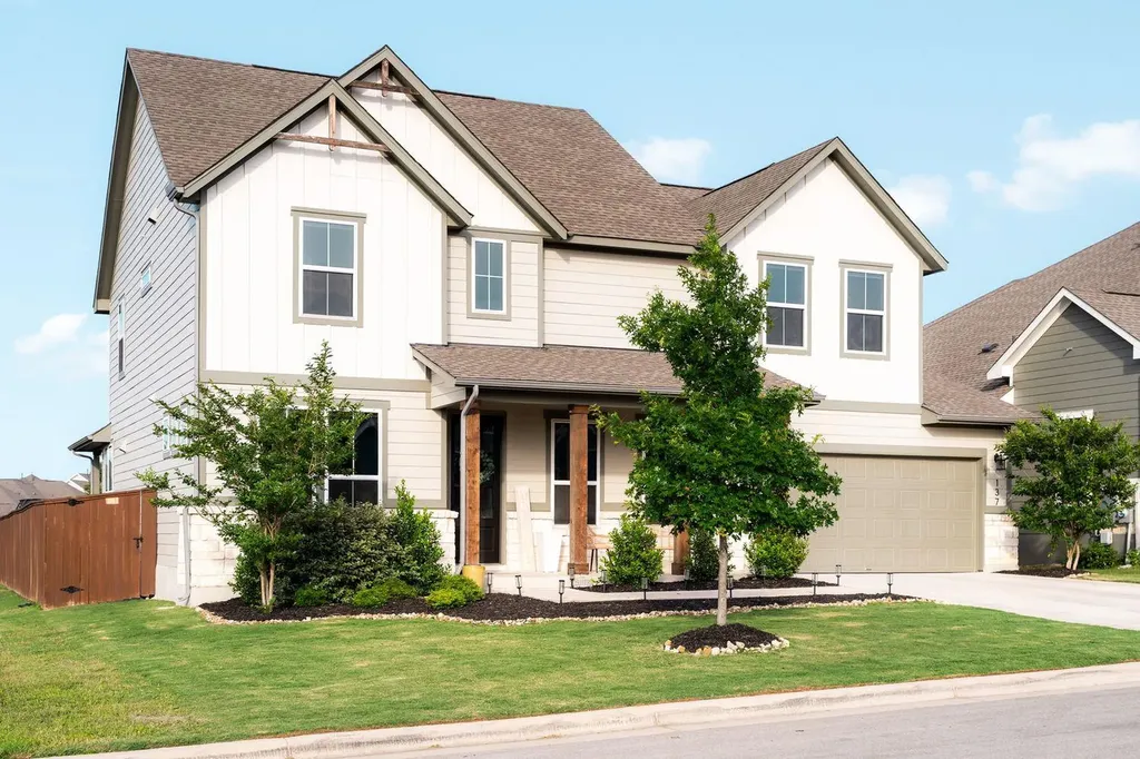137 Crescent Moon Court Dripping Springs TX 78620