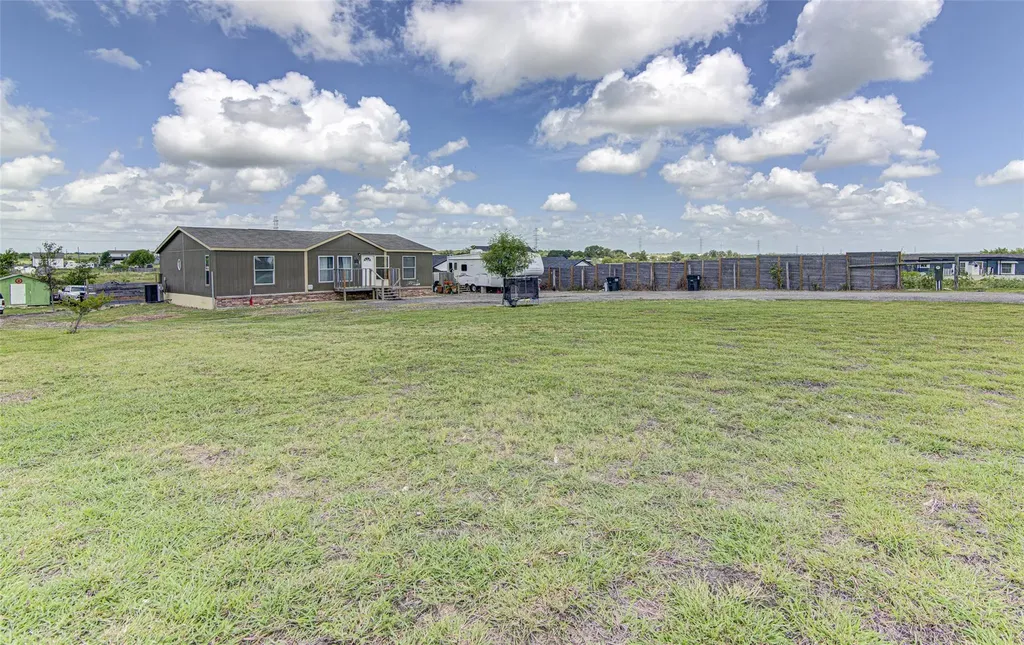 445 Rancho Linda Drive Lockhart TX 78644