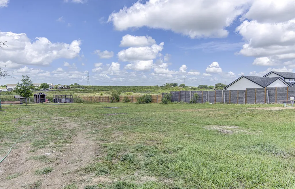 445 Rancho Linda Drive Lockhart TX 78644