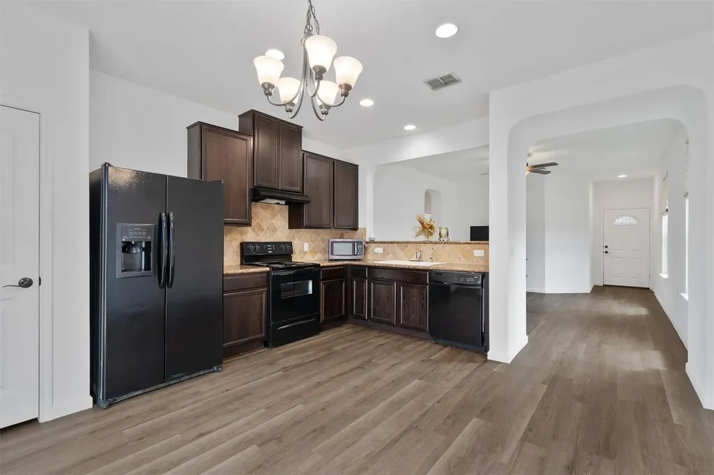 8824 Stambourne Street Austin TX 78747