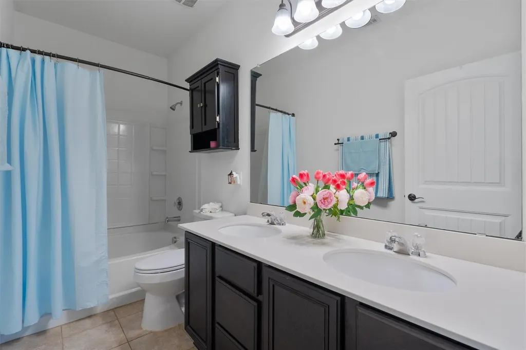 8824 Stambourne Street Austin TX 78747