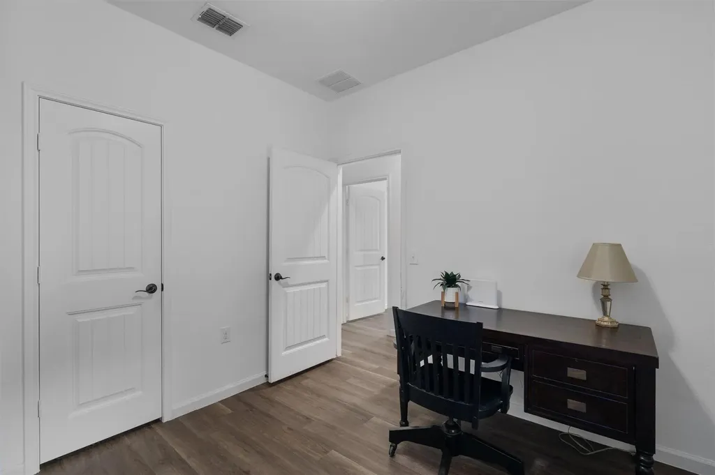 8824 Stambourne Street Austin TX 78747