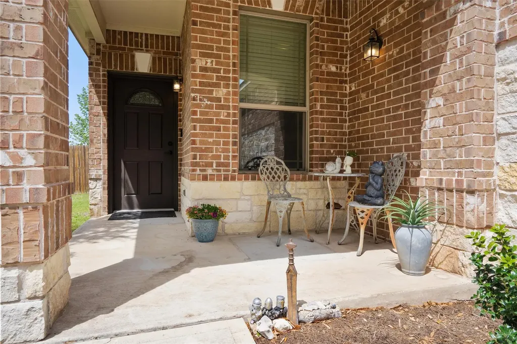 8824 Stambourne Street Austin TX 78747