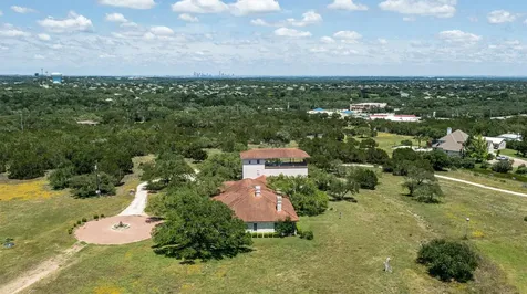 8322 Sharl Cove Austin TX 78737