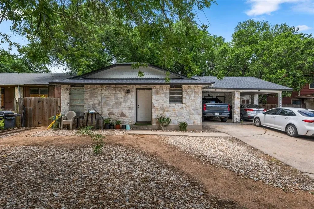 5104 Acorn Cove Austin TX 78744